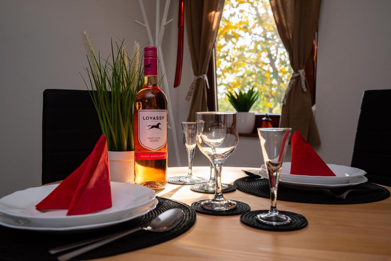 Kopa Vendeghaz Apartment Szigetvár Екстериор снимка
