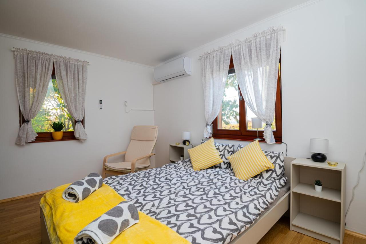 Kopa Vendeghaz Apartment Szigetvár Екстериор снимка